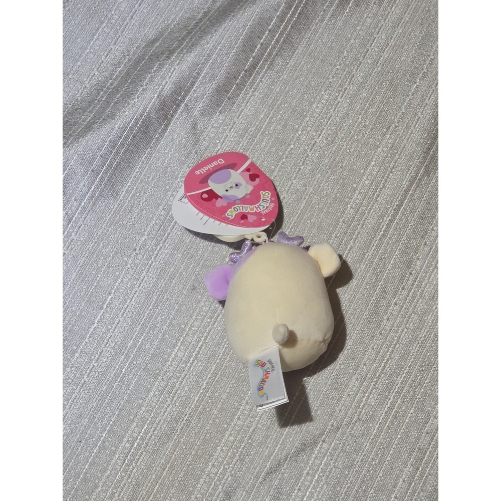 Squishmallows 3.5" Clip-On Valentines Danielle the Bulldog